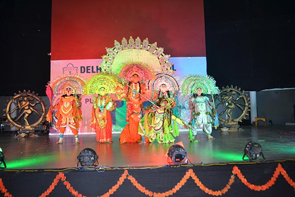 PURULIA CHHAU DANCE BY SPIC MACAY